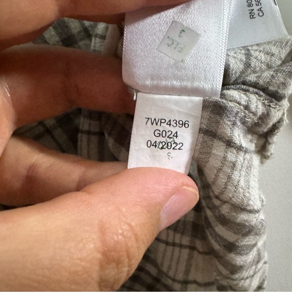 🤍 Lucky Brand Grey Plaid Button Front Shirt, Women’s Small, Cotton Blend - Picture 6 of 8